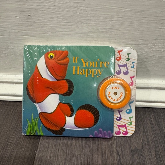 NWT Starcrest Tiny Play-a-Song Book with Music Button Plays If You’re Happy - Picture 1 of 2